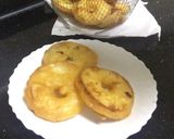 A picture of step 6 of Honey glazed apple rings.