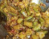 A picture of step 5 of Gavar potato nutty sabji.