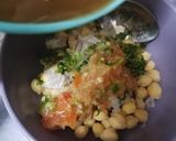 A picture of step 4 of Imli chana Chaat.
