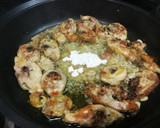 Foto del paso 7 de la receta: Pollo con espinaca fresca en salsa de espelta