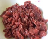 Hình bước làm 2 của món Măng Tây xào thịt bò