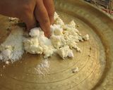 A picture of step 5 of Orange Sandesh.