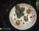 A picture of step 7 of Crunchy peanut sesame chocolate lolipops.