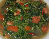 Foto langkah ke 3 dari resep Tumis kangkung saus tiram.