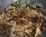 Foto langkah ke 5 dari resep Nasi Goreng Mawut (Magelangan).