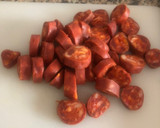 Foto del paso 1 de la receta: Chorizo al vino con patatas fritas