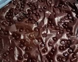 Foto langkah ke 6 dari resep Brownies Chocochips Panggang Shiny Crust.
