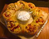 A picture of step 8 of CHICKEN PIZZA RING:.