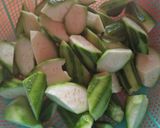 Hình bước làm 1 của món Mướp Khía Xào (Chay)