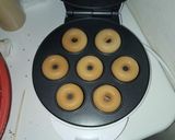 Foto del paso 4 de la receta: Mini Donitas de Vainilla con Chispas de chocolate
