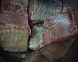 A picture of step 1 of Fish Curry (Machili Ka Salan).