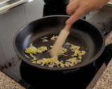 Foto del paso 4 de la receta: Lasaña de carne y Senderuelas con Bechamel