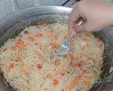 Foto langkah ke 4 dari resep Bihun isian pastel.