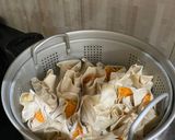 Foto langkah ke 2 dari resep Dimsum Ayam Homemade.