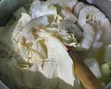Gambar langkah 5 resipi Tumis Labu Air Bersama Udang.