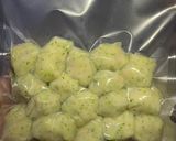 Foto langkah ke 6 dari resep Bakso udang brokoli.