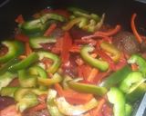 Foto del paso 2 de la receta: Cazuela de ossobuco y verduras cortadas en base de remolacha