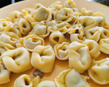 Foto del paso 2 de la receta: Tortellini con nata!!!
