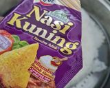 Foto langkah ke 2 dari resep Nasi Kuning Ayam Crispy.