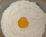 Foto langkah ke 2 dari resep Roti manis, KSB dan trik menguleni dg handmixer.