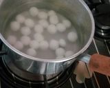 A picture of step 5 of RASGULLA BIRD'S NESTS #foodiesand friends.