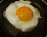 Foto del paso 7 de la receta: Arroz a la cubana, con plátano y salsa de tomate casera picante