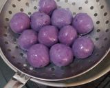 Foto langkah ke 4 dari resep Klepon Ubi Ungu.