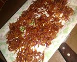 A picture of step 1 of Chicken qorma.