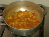 Pasta con salsa agridulce