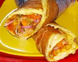 A picture of step 5 of Lachha Paratha Egg Roll.