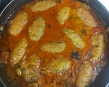 A picture of step 6 of Chicken kababs with gravy.