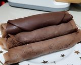 Foto langkah ke 6 dari resep Dadar Gulung Coklat Isi Vla.