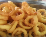 Foto del paso 4 de la receta: Aritos de cebolla con salsa tártara