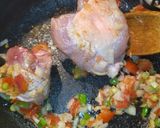 Foto del paso 3 de la receta: Hueso de cerdo guisado y ensalada