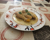 Foto del paso 7 de la receta: Muslos de pollo en salsa de cebolla y ajo