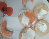 Foto del paso 1 de la receta: Tapa de Hojaldre de salmón y langostinos