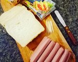 Foto langkah ke 1 dari resep Sosis Keju French Toast.