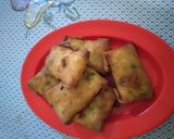 Foto langkah ke 5 dari resep Martabak Tahu pedess.