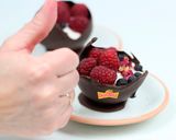 Foto del paso 13 de la receta Copa de Chocolate rellena de Crema de Yogur