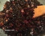 A picture of step 8 of Korean Jajangmyeon (Black Bean Noodles).
