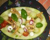 Foto del paso 1 de la receta: Ensalada de melón con penne de lentejas y zanahoria, con atún