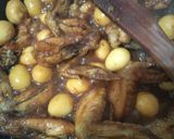 Foto langkah ke 3 dari resep Semur telur puyuh dan sayap ayam ☺.