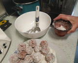 Foto del paso 3 de la receta: Albóndigas en salsa y lentejas caviar