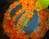 Foto langkah ke 2 dari resep Seblak Makaroni Putih Telur.