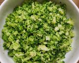 A picture of step 4 of Cheese and broccoli baked potatoes.