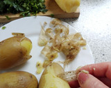 Foto del paso 8 de la receta: Ensalada César de espárragos y patatas con mayonesa de anchoas