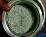 A picture of step 1 of Sabudana Vada.
