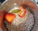 Foto del paso 3 de la receta: Judías blancas con cardos y chacina