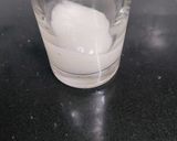 A picture of step 3 of Ice apple shake.