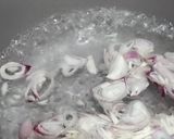 Foto langkah ke 2 dari resep Sayur Bening Labu Air.